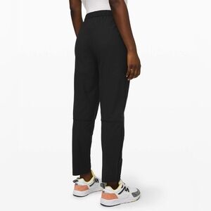 Lululemon Essential High-Rise Trouser in Black Size 10